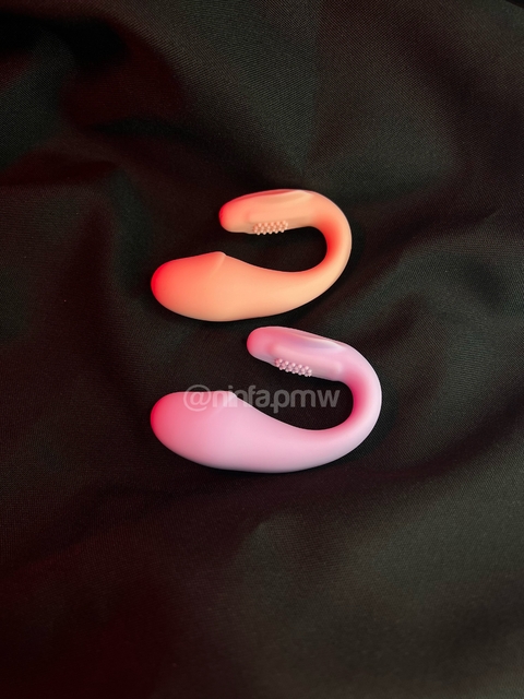 VIBRADOR DE CASAL POR APP (USB RECARREGÁVEL)