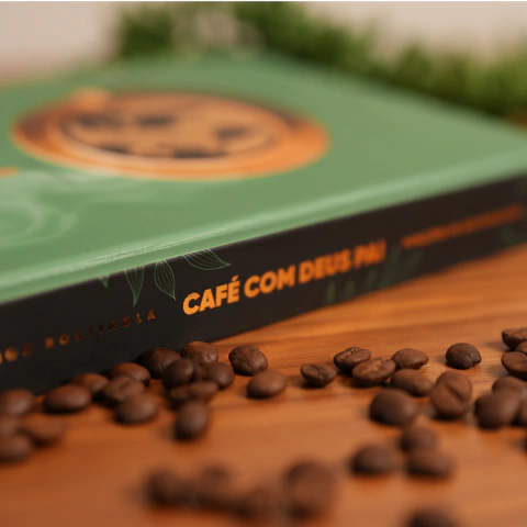 Box Premium Café com Deus Pai | Volume 7