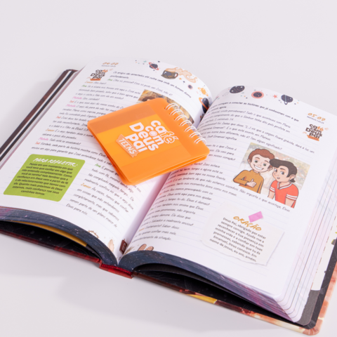 Imagem do Café com Deus Pai edição 2025 | Capa Dura + Café Com Deus Pai Teens + Copo Café com Deus Pai + Copo Teens + Bolsa Teens