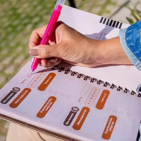 Café com Deus Pai (capa dura) 2025 + Planner + Filtros exclusivos - CAFÉ COM DEUS PAI