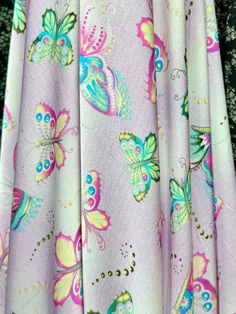 Saten Mariposas Lila light