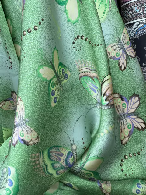 Saten Mariposas Manzana