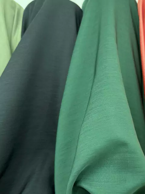 Seda Gamuzada - Negro