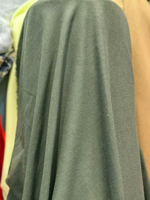 Lino Sastrero Liso - VERDE MILITAR