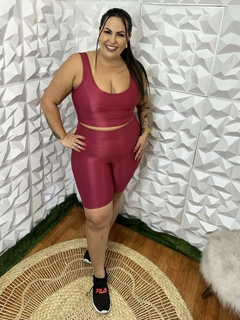 Bermuda Básica Compressão + Top Cereja - Plus Size
