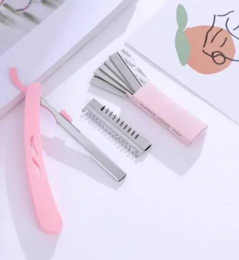 Kit Navalha de Sobrancelhas + Lâminas