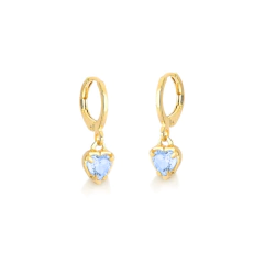 Brincos argola com pingente de coração em zircônia azul e banho em ouro 18k