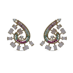 Brincos Ella com design em formato espiral, banho ouro 18k, decorados com pedras coloridas em tons rosa, verde e branco