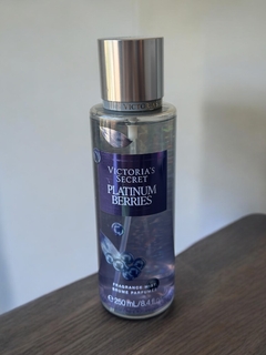 Inteiro - Body Splash Platinum Berries 236ml (Victoria's Secrets) - comprar online