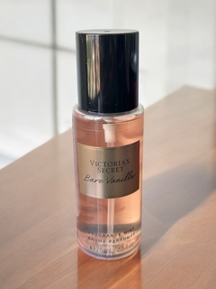 Inteiro - Mini Body Splash Bare Vanilla 75ml (Victoria's Secrets) - comprar online