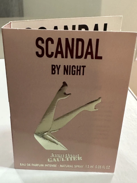 Flaconete - Scandal by Night 1,5ml (Jean Paul Gaultier)