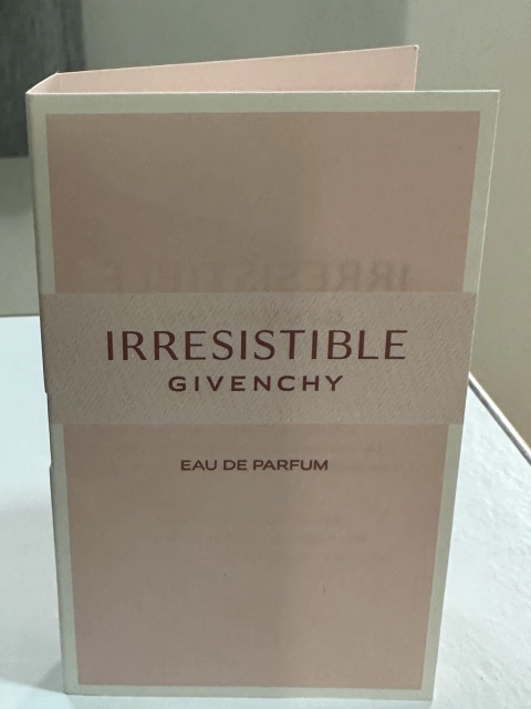 Flaconete - Irresistible 1,0ml (Givenchy)