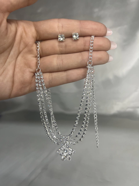 Set Collar + par de Aritos con Strass -Fashion Jewelry