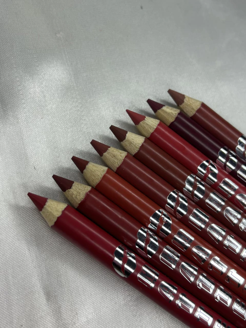 Lápiz Delineador de Labios Matte-Karité - comprar online