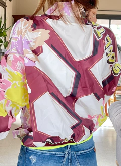 BUZO ROMPEVIENTO RED SOUL - LA SALA SHOWROOM