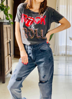 JEANS STRAIGHT DESGASTADO