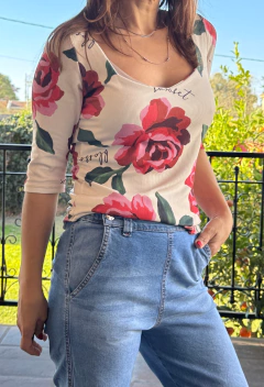 Remera Blossoms 3/4 - LA SALA SHOWROOM