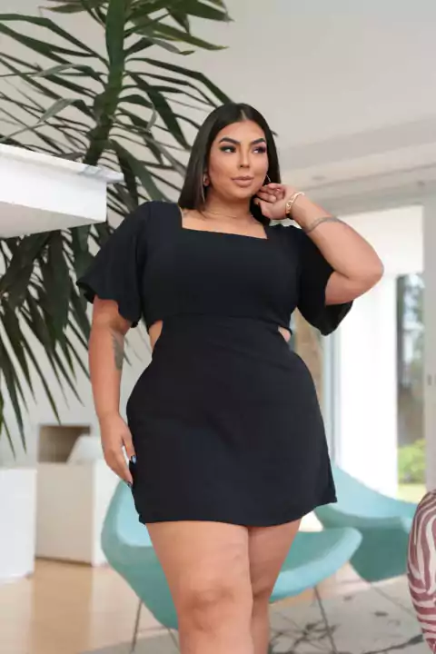 Vestido macaquinho Preto Liso