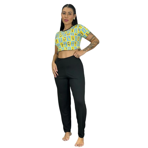Pijama Cropped Estampa Personagem Calça Lisa Confortável Adulto Moda Noturna - Surreal Lingerie: Roupas para Gestantes, Amamentação e Lingeries