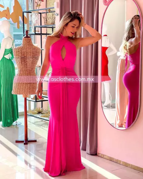 MAXI DRESS ESCOTE CRUZADO Y HALTER AL FRENTE C3925