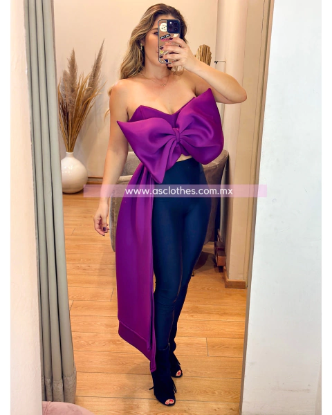 BLUSA MOÑO CON DETALLE TELA LARGA (D0658)