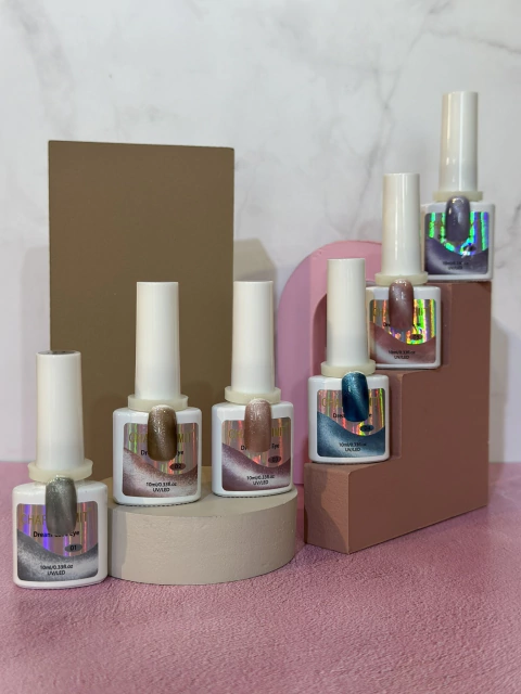 CAT EYE ESMALTE CHARM LIMIT