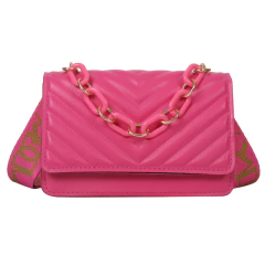 Bolso con cadena