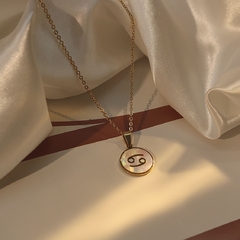 Collar zodico on internet