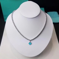 Collar cuentas corazón en internet