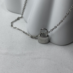 Image of collar candado T&F