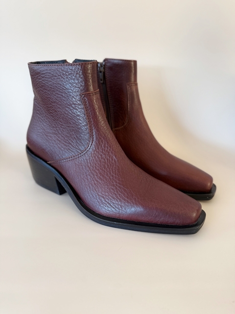 Botita Cuero Burgundy - comprar online