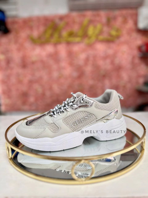 tenis guess