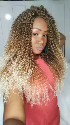 Wig Livi na internet