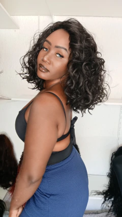 Wig Passione com corte na internet