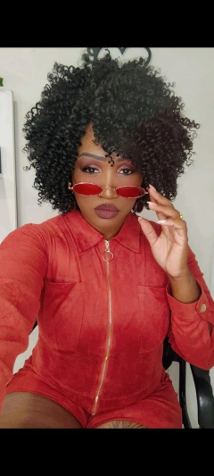 wig Zélia na internet