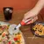 Cortador de Pizza Inox com Cabo de Silicone Mozcada Preto - comprar online