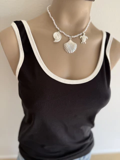 MUSCULOSA CAROL NEGRA C BLANCO - Mikka