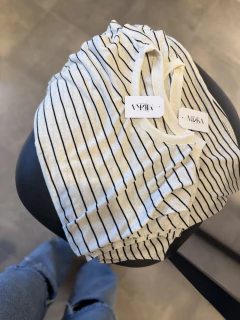 MUSCULOSA RAYADA LINO en internet