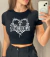 Remera corta Karol G Bichota corazon con puas