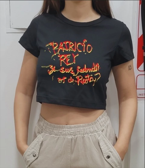 Remera baby tee Patricio Rey y sus Redonditos de Ricota - comprar online