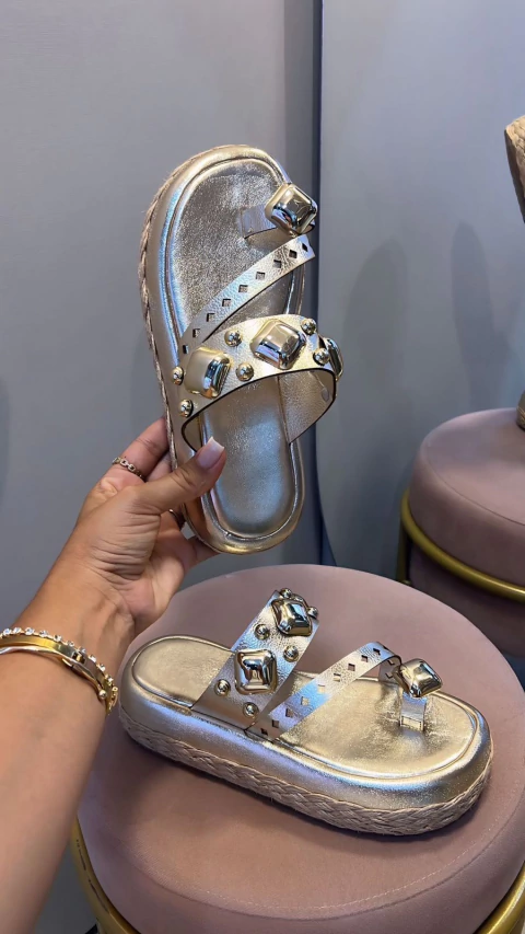 Flat Laís lançamento verão 26 - comprar online