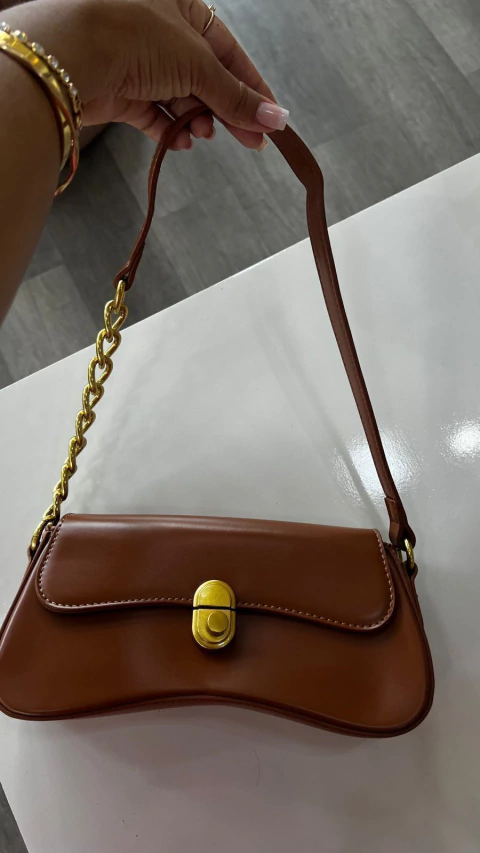 Bolsa Mila Couro Sintético