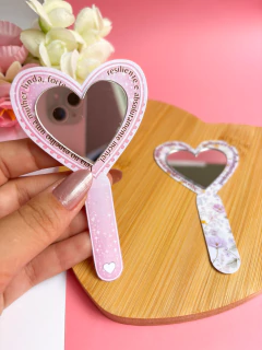 Espelho coração na internet