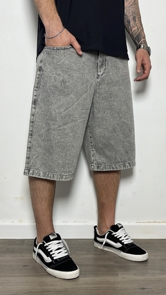 BERMUDA BAGGY GRIS - comprar online