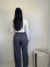 Calça Pantalona em Alfaiataria Cinza ADRI na internet