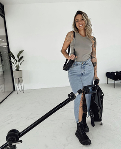 Saia jeans midi na internet