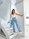 Wide leg pilar