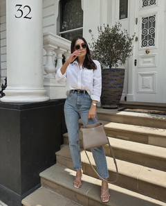 Calça mom jeans marmorizada