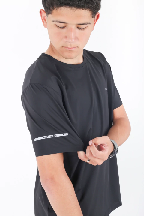 Remera Energy negro - comprar online