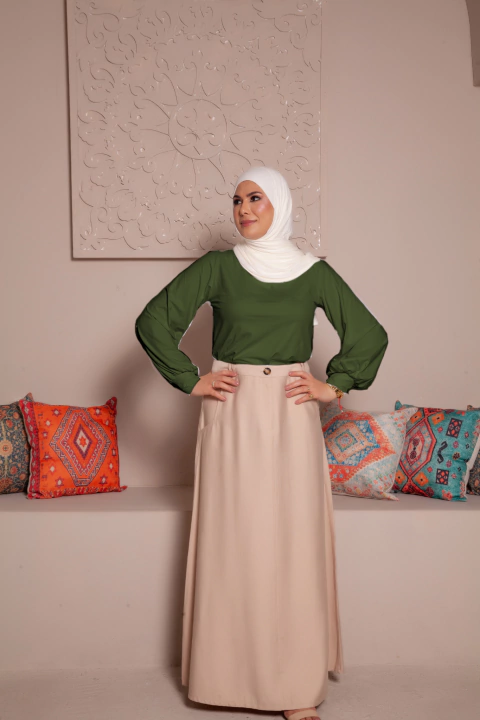 Blusa Sarah Manga Longa Verde Militar - comprar online